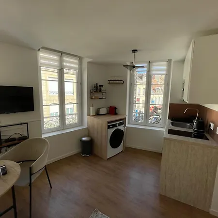 A 6 Mins De L'hypercentre Apartment *
